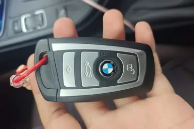 BMW 3 Series 2018, 38600 км, за 112513.19 CNY