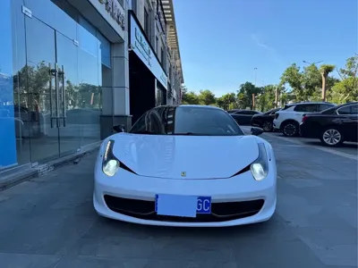 Ferrari 458 2013, 52000 км, за 768000 CNY