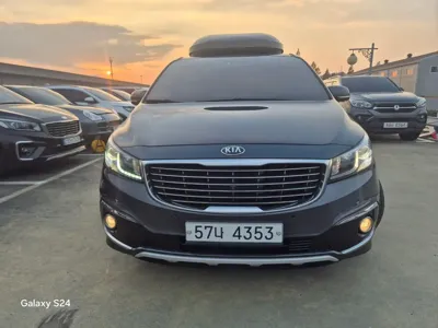 Kia Canival 2018, 85256 км, за 16500000 KRW