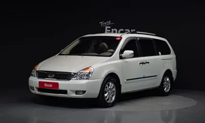 Kia Canival · 2011 год