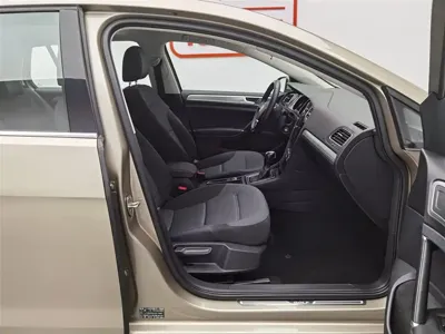 Volkswagen Golf 2019, 109100 км, за 43800 CNY - фото 23