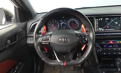 Hyundai Avante 2018, 96923 км, за 10300000 KRW - фото 13