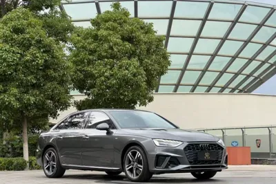 Audi A4L 2020, 93700 км, за 131207.61 CNY