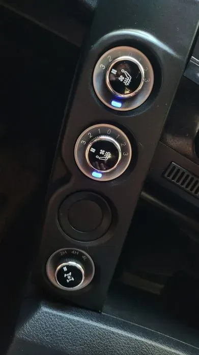 KG_Mobility_Ssangyong KORANDO 2017, 159510 км, за 8500000 KRW - фото 13