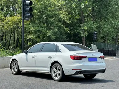 Audi A4L 2017, 83000 км, за 63000 CNY - фото 5
