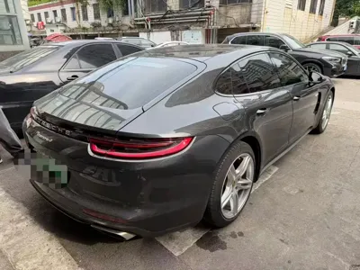 Porsche Panamera Hybrid 2024, 28000 км, за 498000 CNY - фото 12