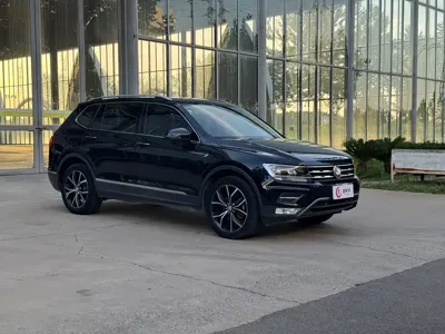 Volkswagen Tiguan L 2020, 68000 км, за 83000 CNY