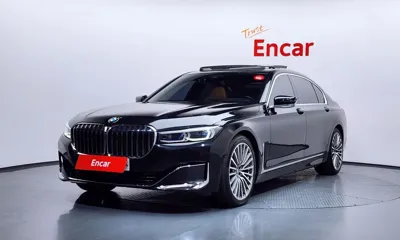 BMW 7-Series · 2020 год