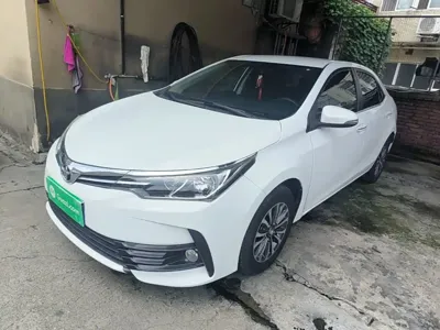 Toyota Corolla 2018, 89200 км, за 38600 CNY