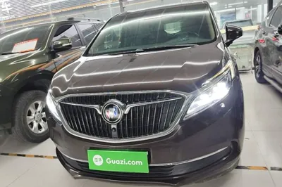 Buick GL8 2017, 151200 км, за 96342.19 CNY
