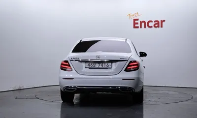 Mercedes-Benz E-Class 2018, 168596 км, за 17500000 KRW - фото 4