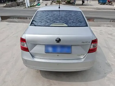 Skoda Rapid 2014, 94300 км, за 15100 CNY - фото 6