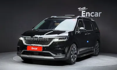 Kia Canival · 2023 год