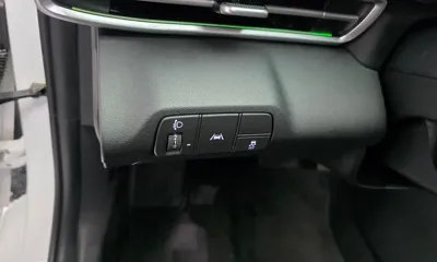 Hyundai Avante 2022, 32507 км, за 21000000 KRW - фото 29