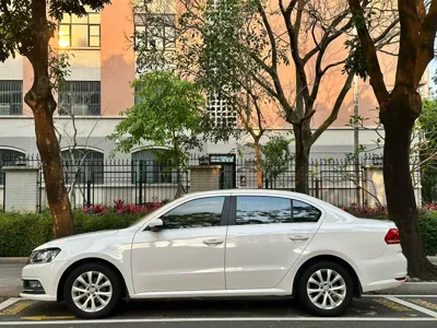 Volkswagen Lavida 2017, 93900 км, за 53010.56 CNY