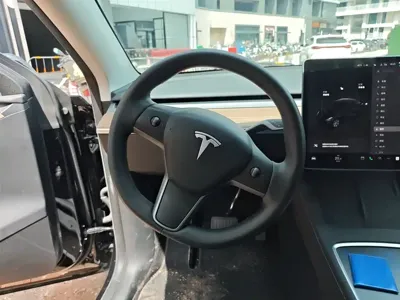 Tesla Model Y 2023, 21800 км, за 172399 CNY - фото 11