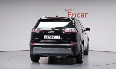 Jeep Cherokee 2021, 19071 км, за 49990000 KRW