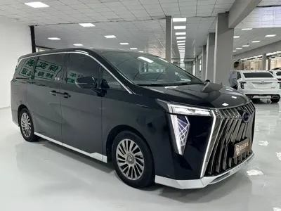 GAC Motor Trumpchi M8 2023, 49000 км, за 208500 CNY