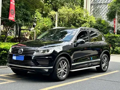 Volkswagen Touareg · 2017 год