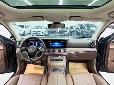 Mercedes-Benz E-Class 2023, 50000 км, за 283800 CNY - фото 9