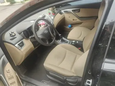 Hyundai Elantra Langdong 2012, 81100 км, за 15900 CNY - фото 9
