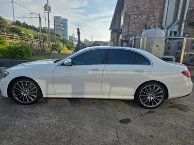 Mercedes-Benz E-Class 2022, 95000 км, за 50370000 KRW