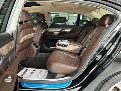 BMW 7 Series 2021, 56500 км, за 378000 CNY - фото 6
