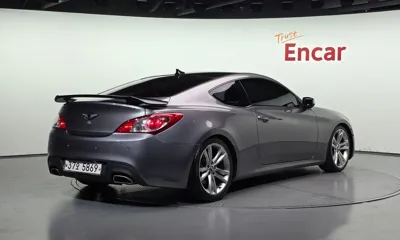 Hyundai Genesis 2009, 126715 км, за 5000000 KRW
