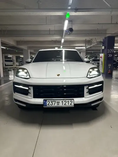 Porsche Cayenne 2024, 15000 км, за 145500000 KRW