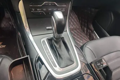 Ford Edge 2018, 50300 км, за 76184.22 CNY - фото 11
