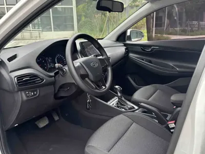 Hyundai Elantra 2021, 62000 км, за 37800 CNY - фото 7