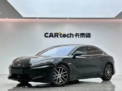 Denza Denza Z9 · 2025 год