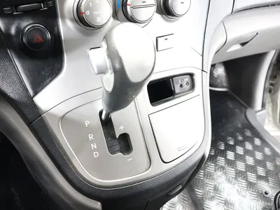 Hyundai Starex 2010, 171674 км, за 5900000 KRW - фото 9
