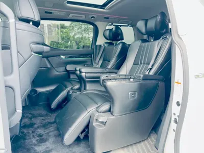 Toyota Vellfire 2020, 100000 км, за 385000 CNY - фото 12