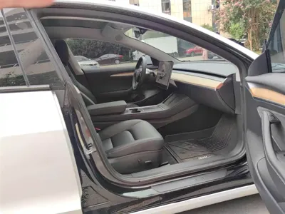 Tesla Model 3 2022, 48000 км, за 105800 CNY - фото 17