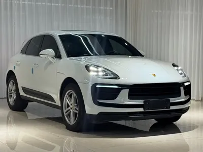 Porsche Macan 2024, 20000 км, за 288000 CNY