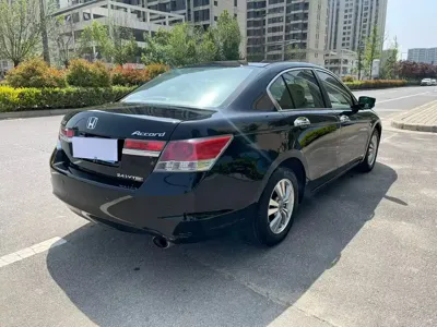 Honda Accord 2011, 90000 км, за 25800 CNY - фото 9