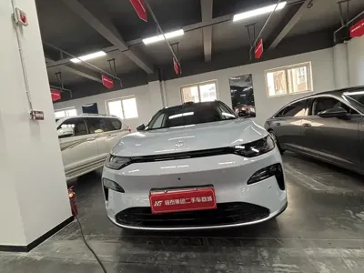 Leapmotor Leapmotor C11 2025, 15000 км, за 131800 CNY
