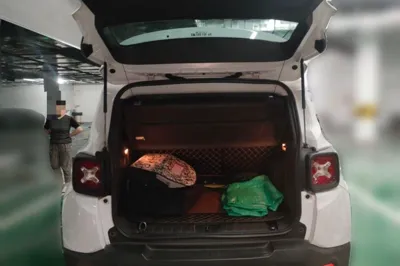 Jeep Renegade 2016, 71700 км, за 38952.36 CNY - фото 19