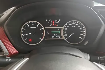 Nissan Lannia 2016, 94700 км, за 50379.75 CNY - фото 22