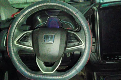 Luxgen U5 SUV 2017, 56200 км, за 30382.79 CNY - фото 7
