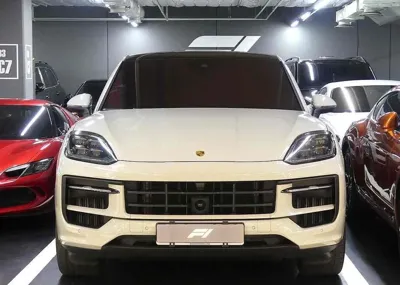 Porsche Cayenne 2024, 16000 км, за 156800000 KRW