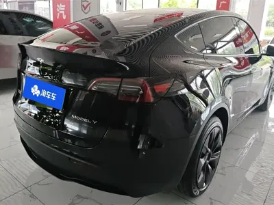 Tesla Model Y 2023, 38100 км, за 176000 CNY