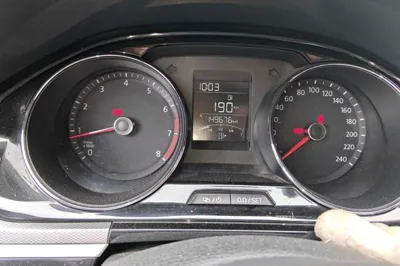 Volkswagen Bora 2016, 149700 км, за 34132.6 CNY - фото 11