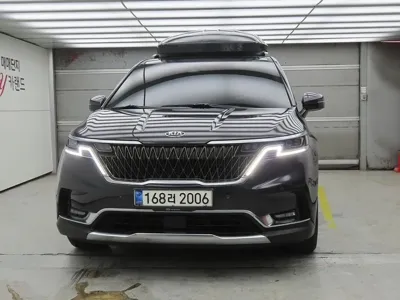 Kia Canival · 2021 год