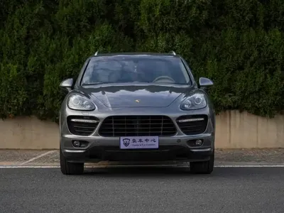 Porsche Cayenne 2012, 110000 км, за 115800 CNY