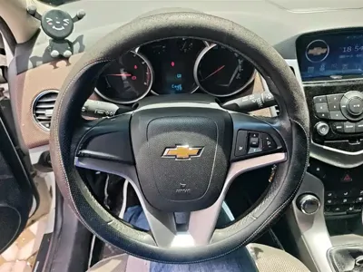Chevrolet Cruze 2016, 56500 км, за 15800 CNY - фото 15