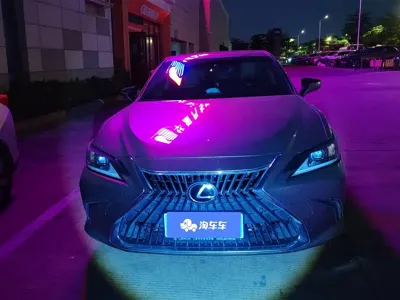 Lexus ES 2023, 74700 км, за 164000 CNY