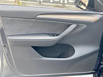Tesla Model Y 2022, 60000 км, за 153000 CNY - фото 9