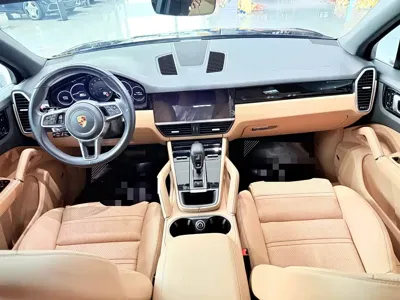 Porsche Cayenne 2018, 66000 км, за 290100 CNY - фото 5